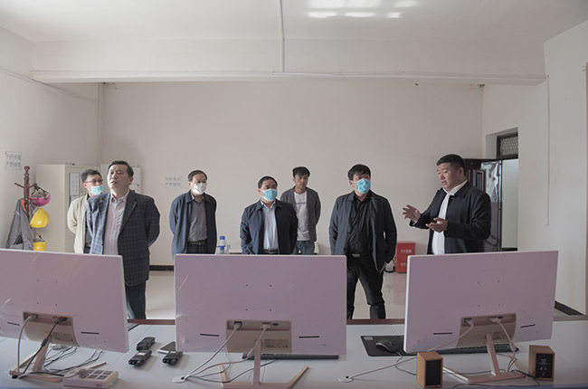 平頂山市石龍區(qū)考察團蒞臨中譽鼎力調(diào)研